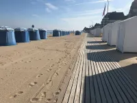 Vacation villa 50 meters from the sea.