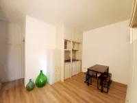 Charming 1-bedroom loft in delightful Imola with WiFi, AC and private garden