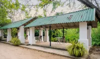 Riverside Hotel Hotel a Bopitiya