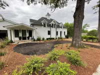 The Carriage House of Corinth is a remodeled home with loads of charm Hotels in Corinth