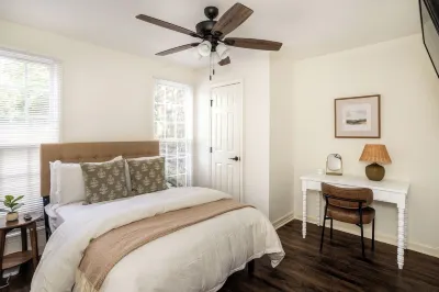 TigerTown Retreat - Comfort Minutes from Campus Hotels near Lakeview Plaza
