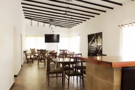 Beautiful Farm for 30 people jacuzzi , billar pool , ping pong