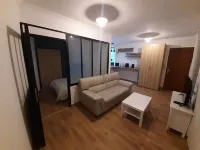 2-room apartment, near RER, bus and castle Hotel a Rambouillet