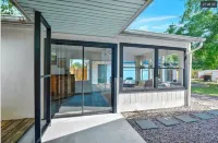 Hot Tub ~Game Room~Movie Room~Boat Parking~Privacy