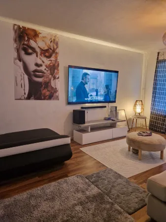 Relax in Lahti's Cozy Apartment Отели рядом с достопримечательностью «Yli-Marola Domestic Animal Yard»