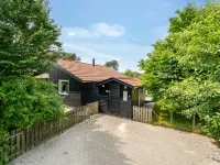 "Allie" - 150m from the Sea - Boutique