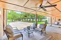 2 Home Retreat on 29 Acres: Sunset Ranch - parking