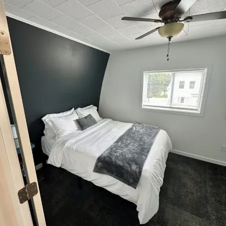 Charming 1-Bedroom House in Charming Calumet