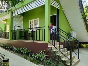 รูปภาพของเขาหลัก ซีเนียร์ บังกาโล​ C-Nior Bungalows