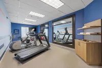 Hampton Inn & Suites Madera - gimnasio