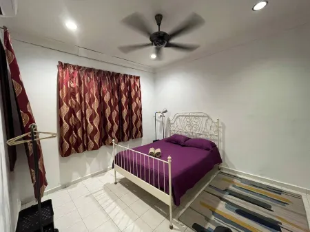 House Near KT Atas Toll #netflix Отели в г. Pengadang Buloh