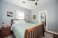 The Bensyn House, Near WTAMU & Town Square Hotels in Canyon