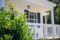 Cozy Chateau in the Heart of Park Circle