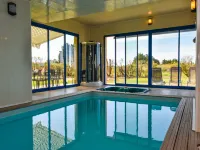 Seaside Villa with Pool in Moëlan