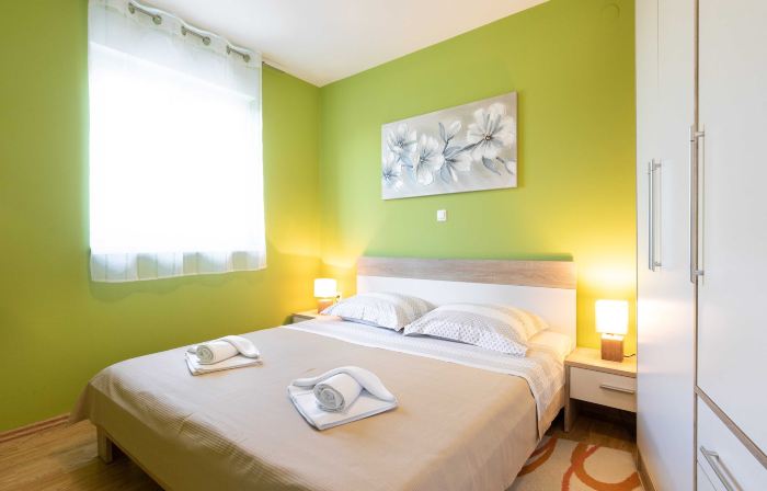 Apartment Salvagno - Two Bedroom Apartment with Balcony and Sea View