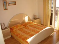 Apartment in Bol with balcony Hotels in Bol