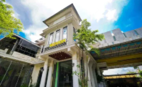 Tripletree Novon Family Hotel