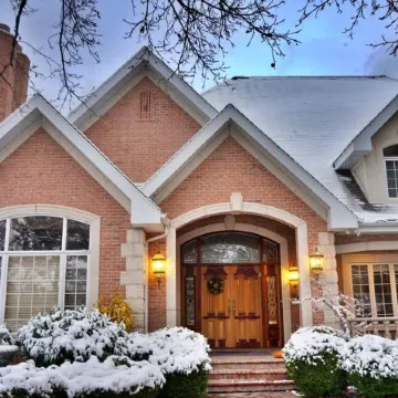 9500 sq ft 3 Levels 4u! 1.7Acr Pool Jacuzzi Sauna SptCourts 3Levels+EV View&More