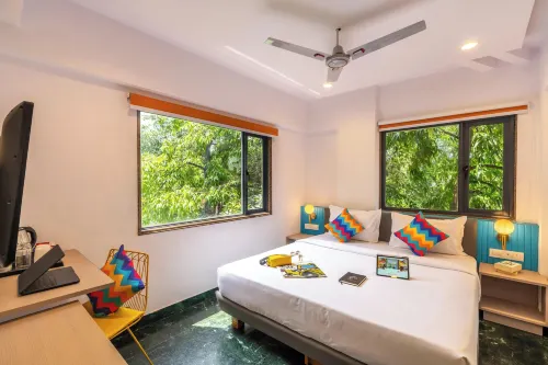 goSTOPS PLUS Udaipur Gulab Bagh