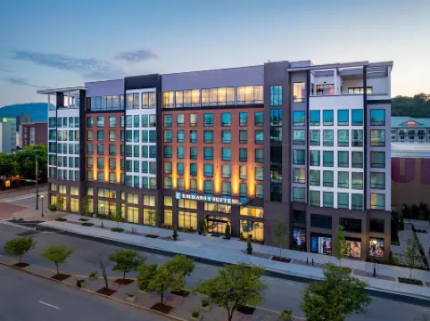 Embassy Suites by Hilton Chattanooga Downtown