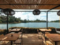 The Boato Hotel Hotels in Penol