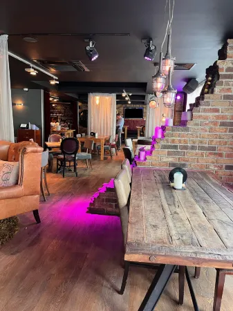 B&B Hotel Birmingham Centre Отели рядом с достопримечательностью «Birches Green Evangelical Free Church»