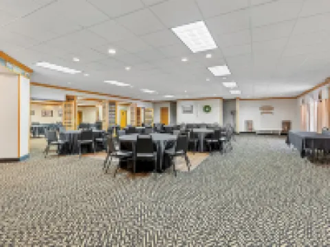 Red Roof Inn Cambridge, Oh โรงแรมในCambridge