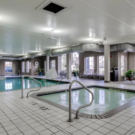 Holiday Inn Express & Suites ST. CLOUD by IHG