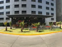 Holiday Inn MEXICO SANTA FE by IHG モンテレイ工科大学周辺のホテル