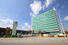 โรงแรม ฮอลิเดย์ อินน์ Leon Plaza Mayor บาย IHG