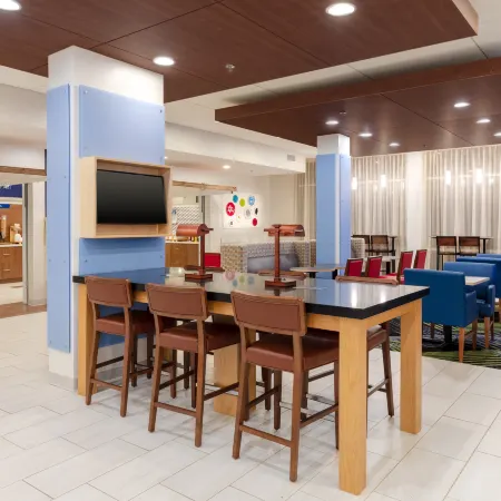 Holiday Inn Express CALHOUN SOUTH by IHG