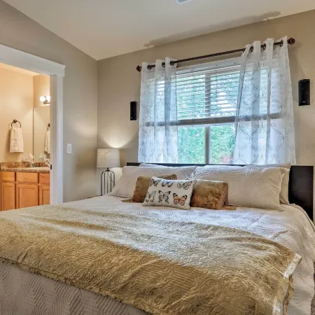 Lovely Kanab Condo in Dwtn, 30 mi to Zion NP!