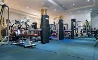 Reiz Continental Hotel - gimnasio