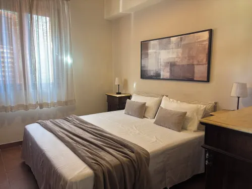 Villa Lucia with infinity pool and garden in an oasis of peace (Wi-Fi)