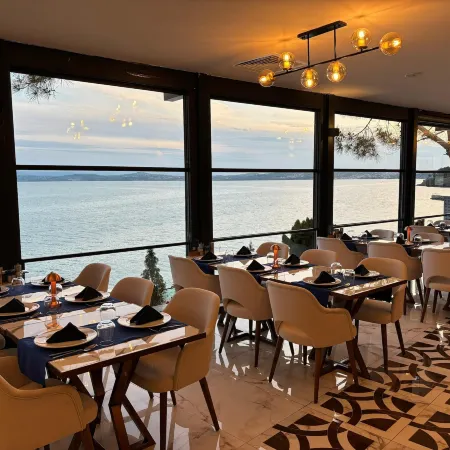 Vira Otel Suites