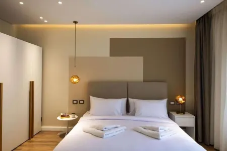 Catalina  City View Gem-Pyramids