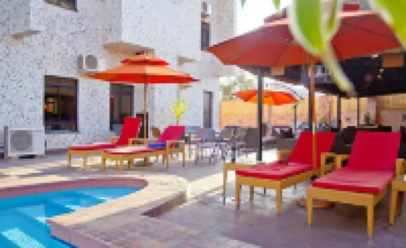 볼튼 화이트 호텔 앤드 아파트먼트