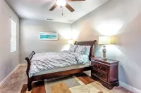 North Visalia Family Getaway – 5Br/3BA, Near Parks & Sequoia NP, Sleeps 10