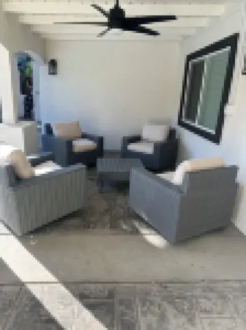 Spacious cozy Oasis retreat with private pool  Backyard