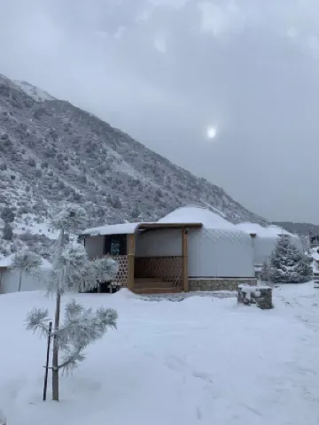 Rahmat Yurts Hotels in 