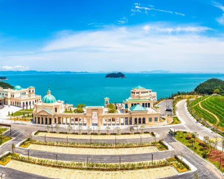 โซลบีช จินโด โรงแรมในจินโด-กุน