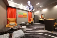 คาซาเดย์ โฮเทล