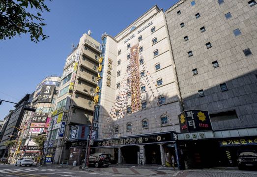 부천 팔레스 로비