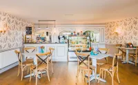 Fermain Valley Hotel - bar