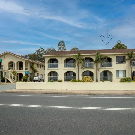 Batemans Bay Studio Escape with Lush Vista