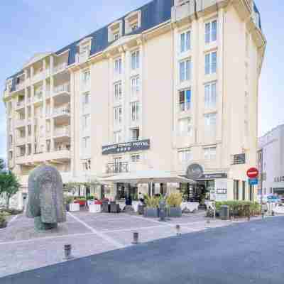 Grand Tonic Hôtel & SPA Nuxe Hotel Exterior