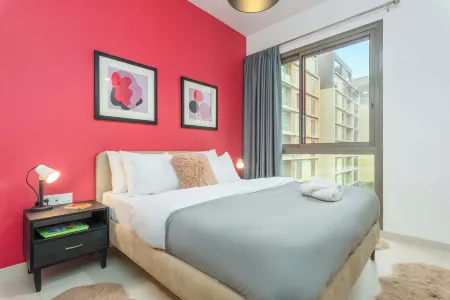 Viva 3-BR Apt in Waterfront Dbayeh Отели в г. Dbayeh