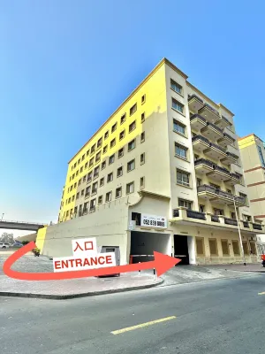 Happy Hostel Dubai Hotel in zona Riva Beach Club