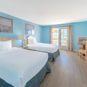 Drifting Sands Oceanfront Hotel