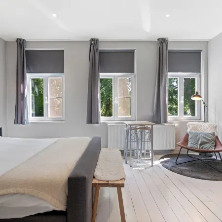 Gentpoort City Suites